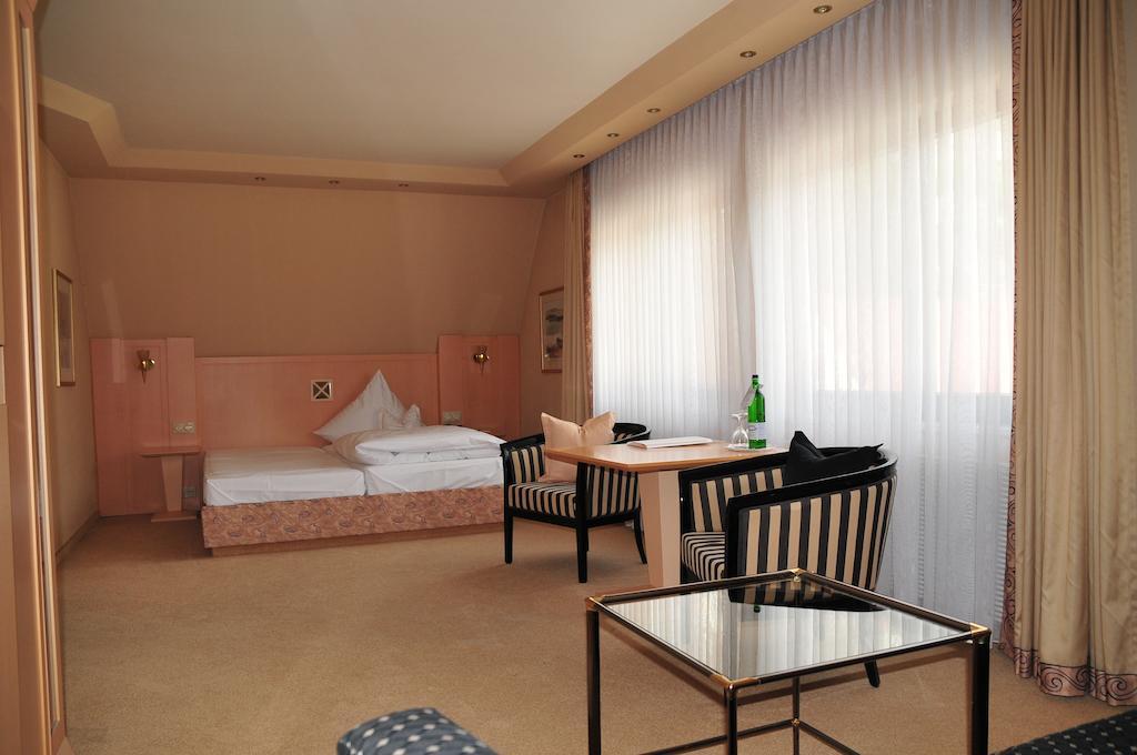 Hotel Cafe Leda Haigerloch Szoba fotó